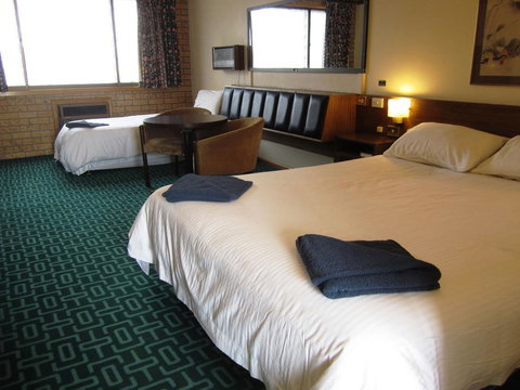 Canberra Lyneham Motor Inn - Perths Hotel 7