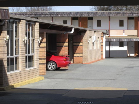 Canberra Lyneham Motor Inn - Perths Hotel 4