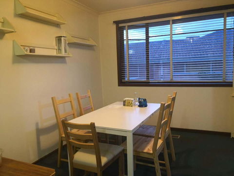 Space And Quiet Safe Room Canberra - Perths Hotel 11