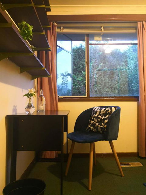 Space And Quiet Safe Room Canberra - Perths Hotel 9