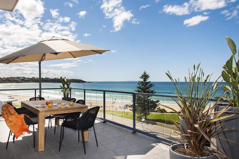 Mollymook Beachfront Penthouse 9 - Perths Hotel 3