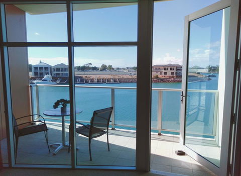 Wallaroo Marina Executive Apartments - Perths Hotel 1