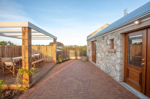 Lucy's Cottage - Perths Hotel 23