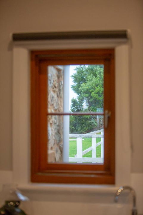 Lucy's Cottage - Perths Hotel 12