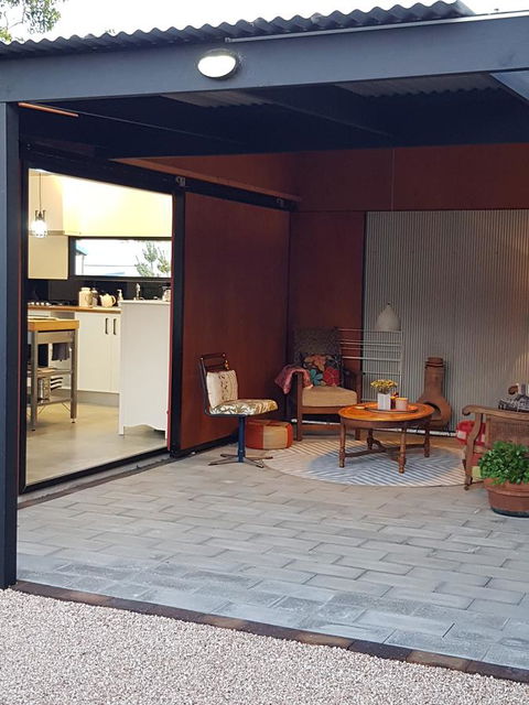 Sinclair Eco House - Perths Hotel 3