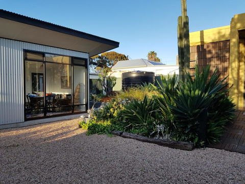 Sinclair Eco House - Perths Hotel 23