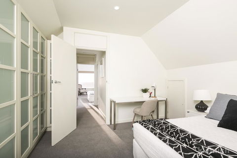 The Beach House @ Grange - Perths Hotel 6