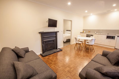 The Mill Apartments Clare Valley - Perths Hotel 6