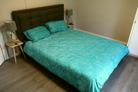 The Purple Door On Seaview - Perths Hotel 13