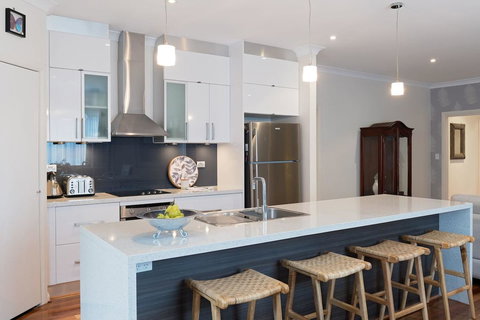 Boutique Getaway On Wright - Perths Hotel 0