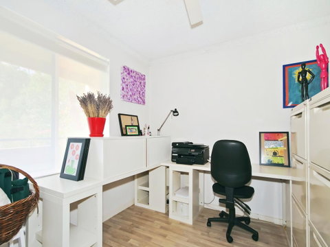 Monaco Court Apartment Adelaide - Perths Hotel 17