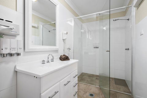 Garden City Motor Inn - Perths Hotel 25