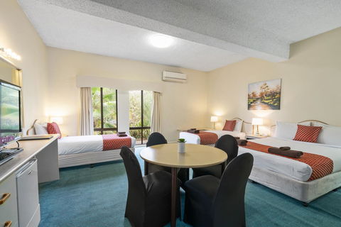 Garden City Motor Inn - Perths Hotel 22