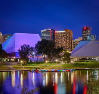 Stamford Plaza Adelaide - Perths Hotel