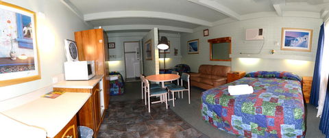Ardeanal Motel - Perths Hotel 7