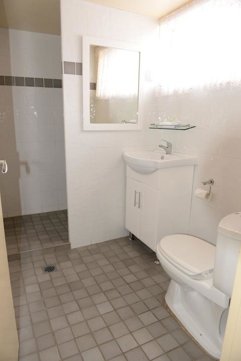 Ardeanal Motel - Perths Hotel 10
