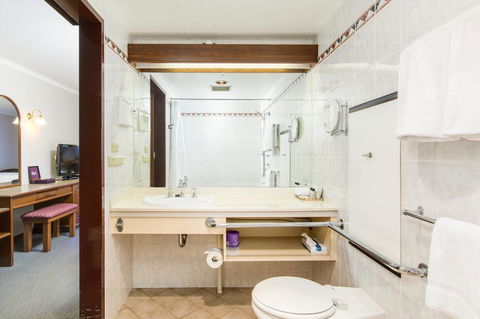 Adelaide Inn - Perths Hotel 24