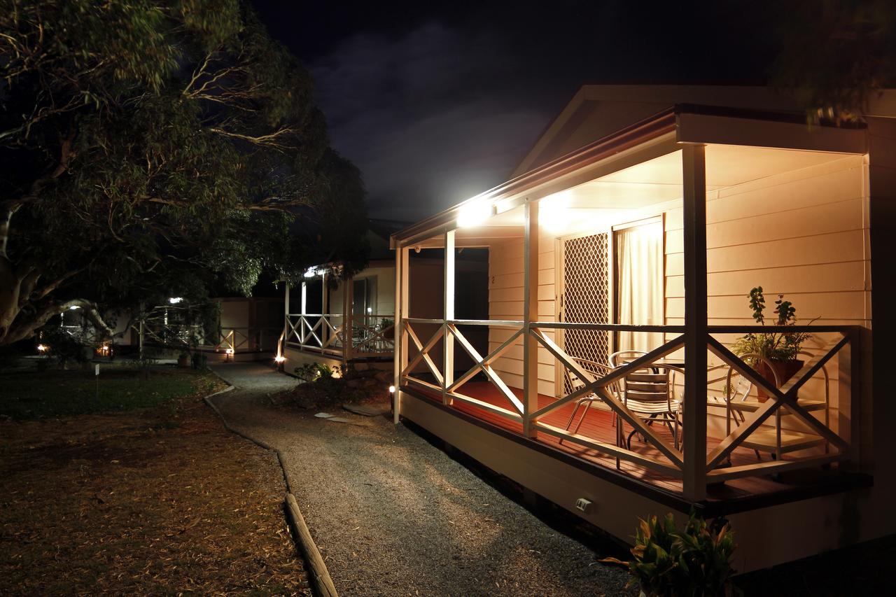 Cape Jervis SA Perths Hotel