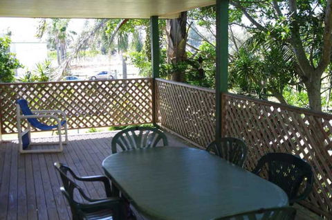 Bellhaven 1, 17 Willow Street - Perths Hotel 2