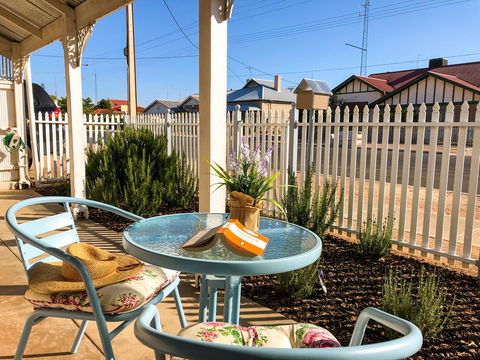 Inglenook Cottage - Perths Hotel 1