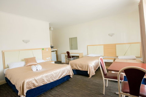 Jacksons Motor Inn - Perths Hotel 12