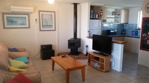 Wallaroo Sunset Home - Perths Hotel 23