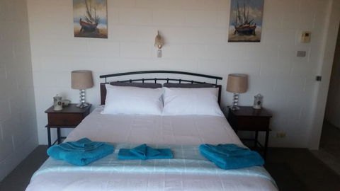Wallaroo Sunset Home - Perths Hotel 24