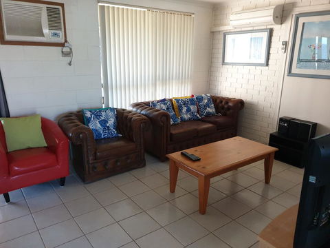 Wallaroo Sunset Home - Perths Hotel 4