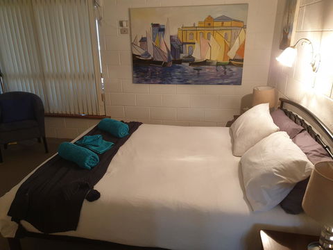 Wallaroo Sunset Home - Perths Hotel 9