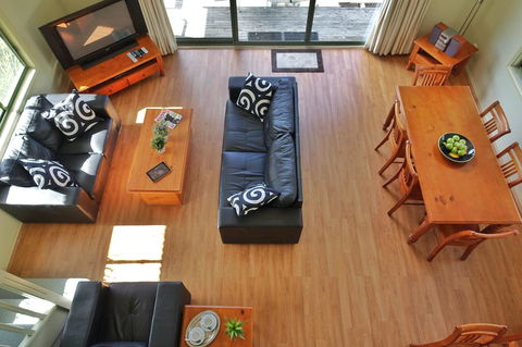 SkyView Villa - Perths Hotel 2