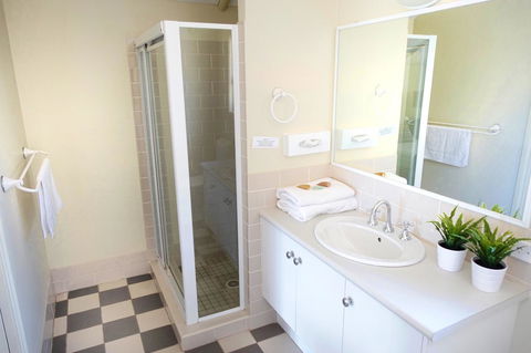 SkyView Villa - Perths Hotel 18