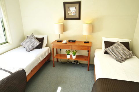 SkyView Villa - Perths Hotel 20