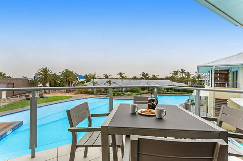 Pacific Blue 278-265 Sandy Pt Rd- Dual Key Access, Wifi, Linen And Air Conditioning - Perths Hotel 2