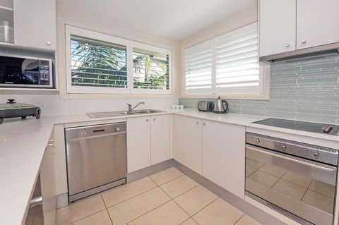 Pacific Blue 278-265 Sandy Pt Rd- Dual Key Access, Wifi, Linen And Air Conditioning - Perths Hotel 8