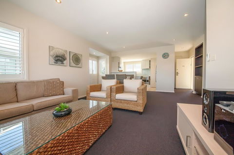 Pacific Blue 278-265 Sandy Pt Rd- Dual Key Access, Wifi, Linen And Air Conditioning - Perths Hotel 5