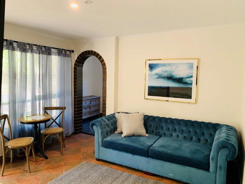 The Manor Basket Range - Perths Hotel 12