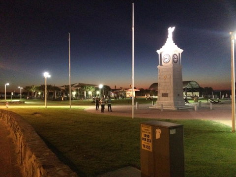 Adelaide - Semaphore Beach Front - Perths Hotel 30