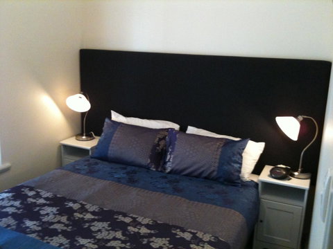 Adelaide - Semaphore Beach Front - Perths Hotel 16