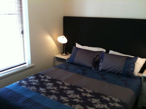 Adelaide - Semaphore Beach Front - Perths Hotel 17