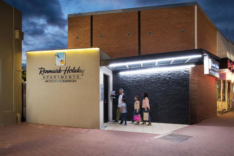 Renmark Holiday Apartments - Perths Hotel 4