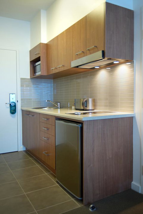 Quest Mawson Lakes - Perths Hotel 11