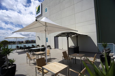 Quest Mawson Lakes - Perths Hotel 5