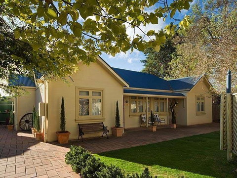 Hahndorf House B&B - Perths Hotel 34
