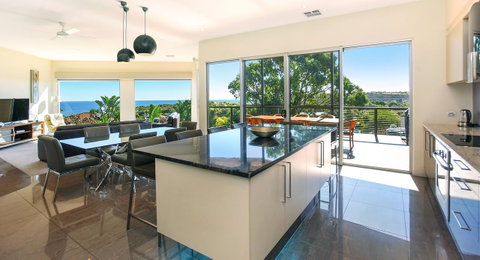 Lavina Luxury Beach House - Perths Hotel 40