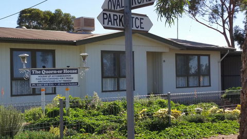 The Quorn-er House - Perths Hotel 2