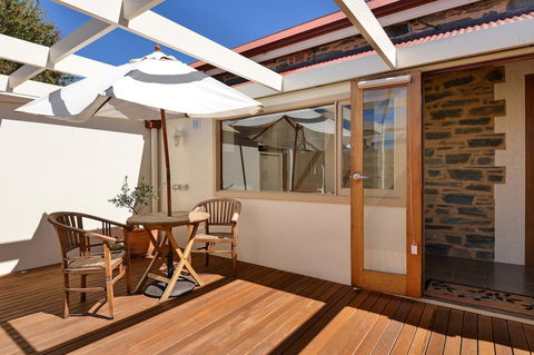 Trafalgar Premium Vintage Suites - Perths Hotel 13