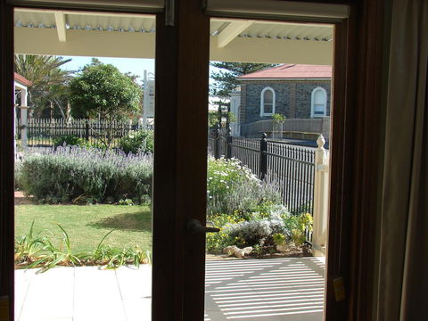 Trafalgar Premium Vintage Suites - Perths Hotel 19
