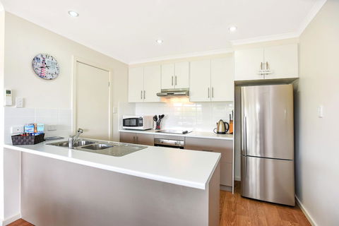 'Hope House' - Encounter Bay - Perths Hotel 2