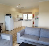 Marion Bay Holiday Villas - Perths Hotel
