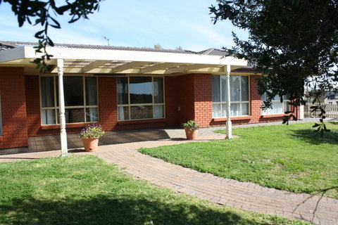 Maslin Beach House - Perths Hotel 7